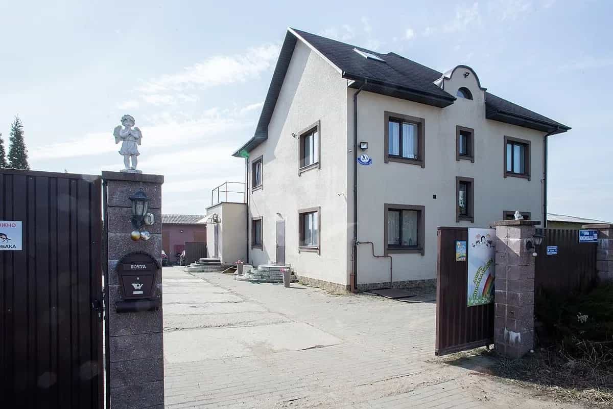 Беларусь, Минский район, Хатежинский сельсовет, агрогородок Хатежино, Комсомольская улица, 20В