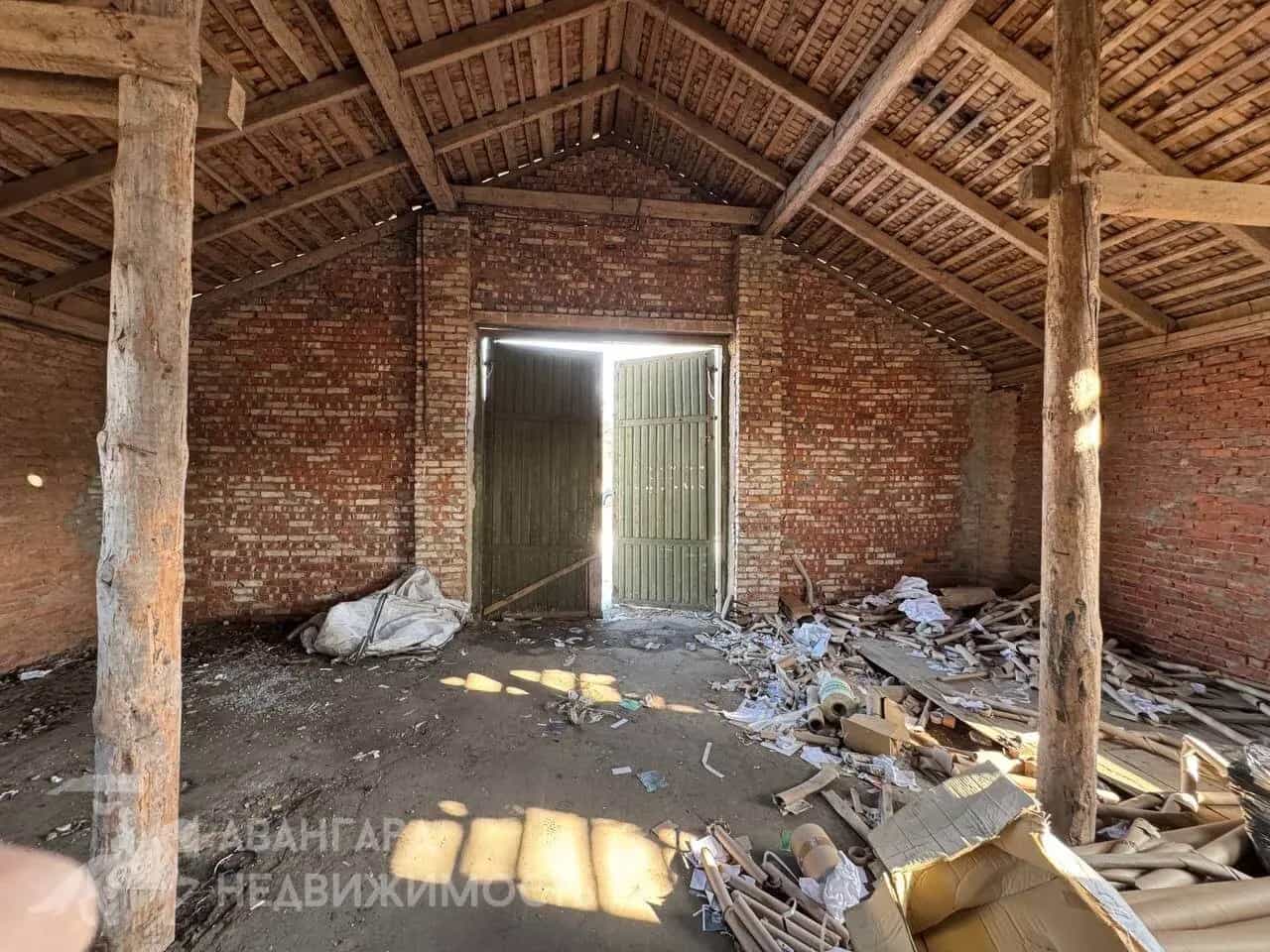 Беларусь, Минская область, Слуцк, улица Пугачёва, 16к2, фото 5
