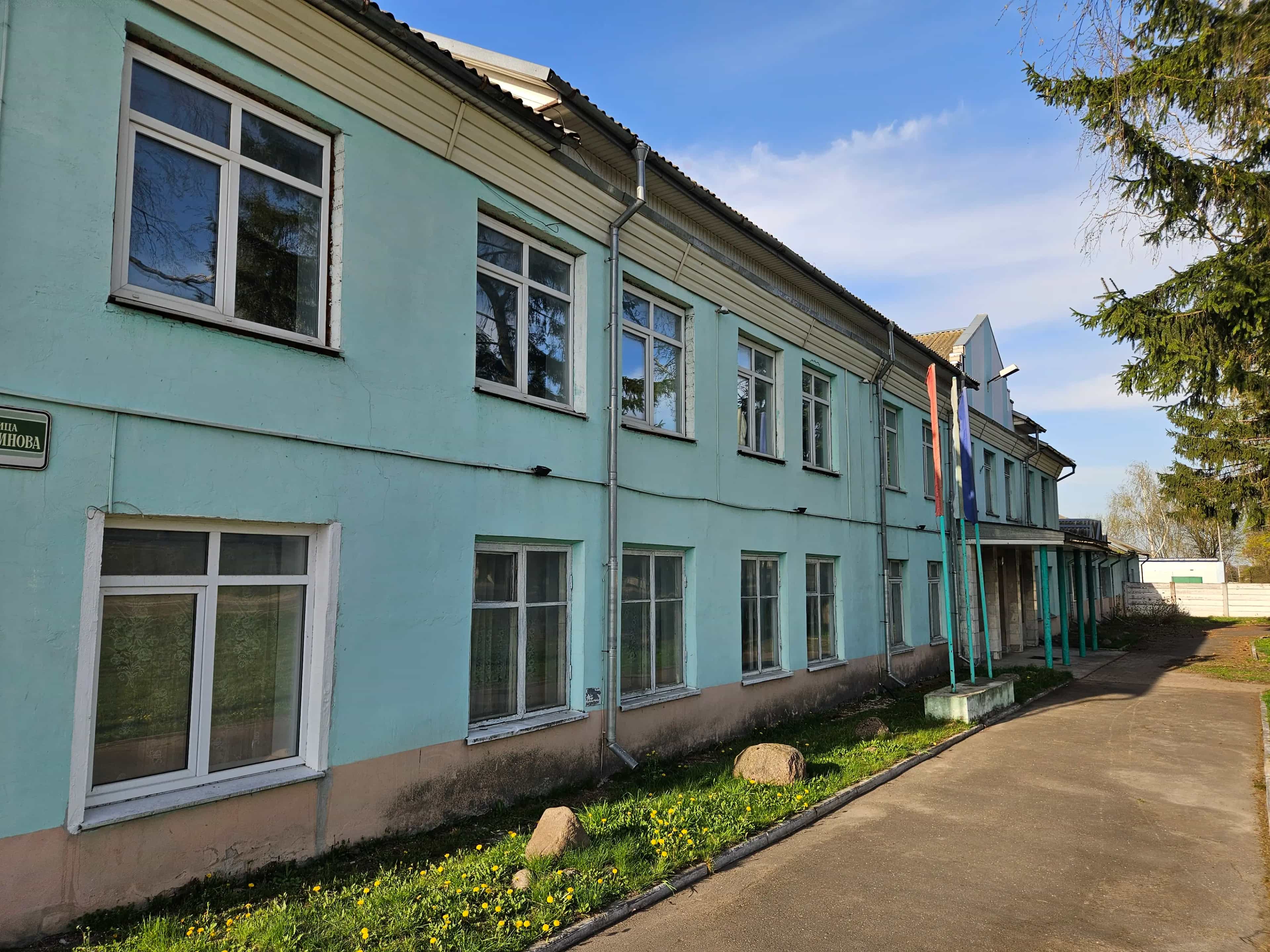 Беларусь, Минская область, Слуцк, улица Тутаринова, 12, фото 3
