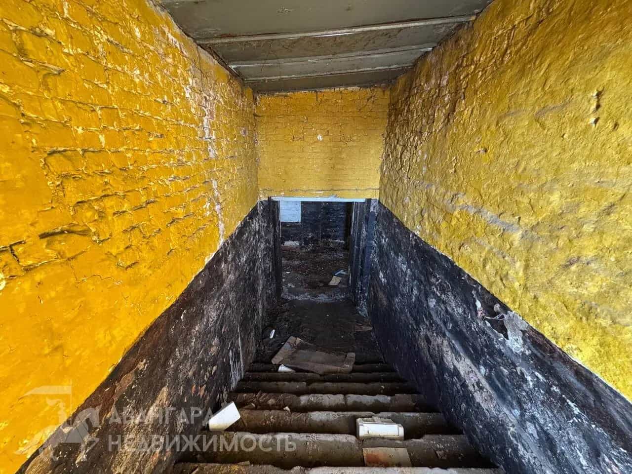 Беларусь, Минская область, Слуцк, улица Пугачёва, 16к2, фото 2