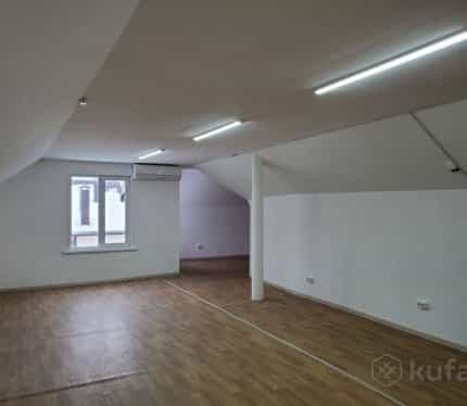Беларусь, Гродненская область, Слоним, улица Пушкина, 13, фото 4