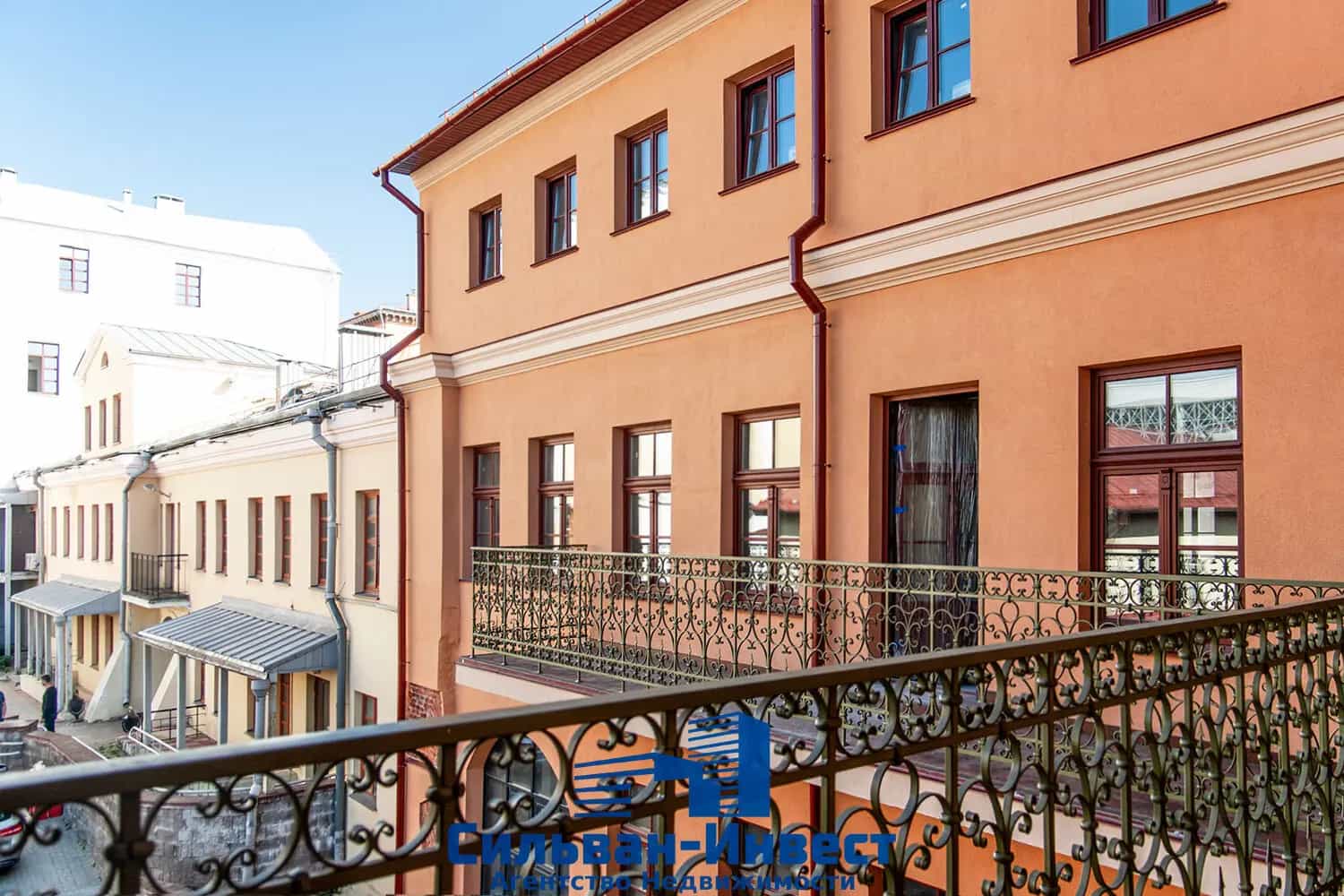 Беларусь, Минск, Революционная улица, 6