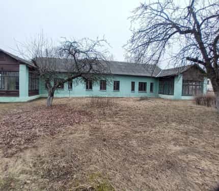 Беларусь, Гродненская область, Слоним, улица Победы, 14, фото 2