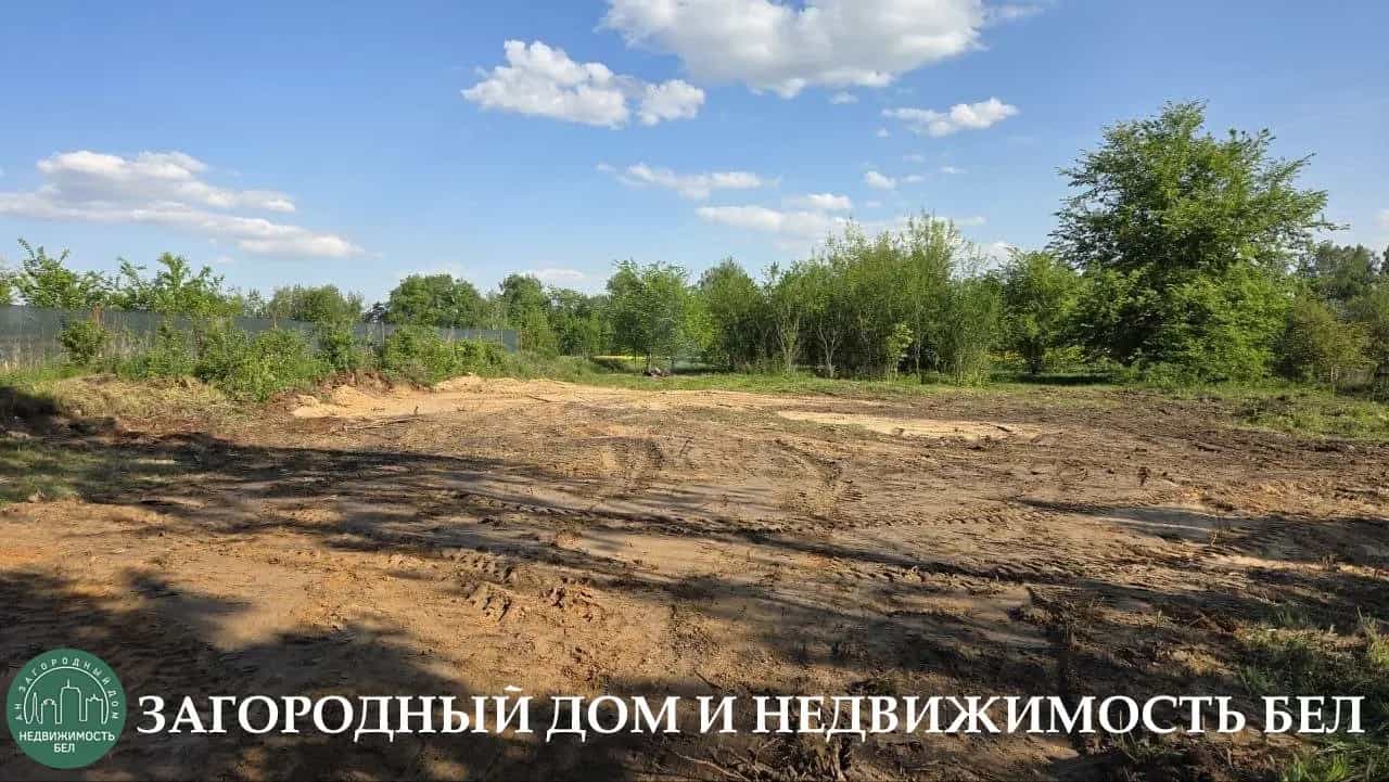 Беларусь, Минская область, Смолевичский район, Плисский сельсовет, деревня Лавля, 41