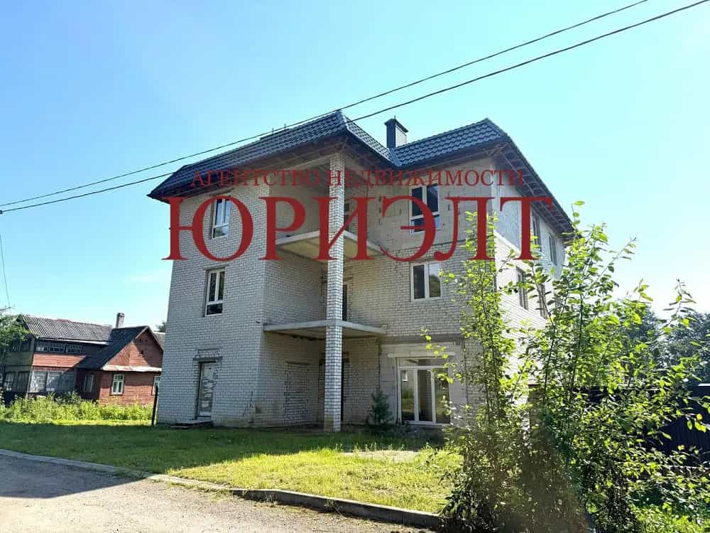 Беларусь, Гродно, Фестивальная улица, 20