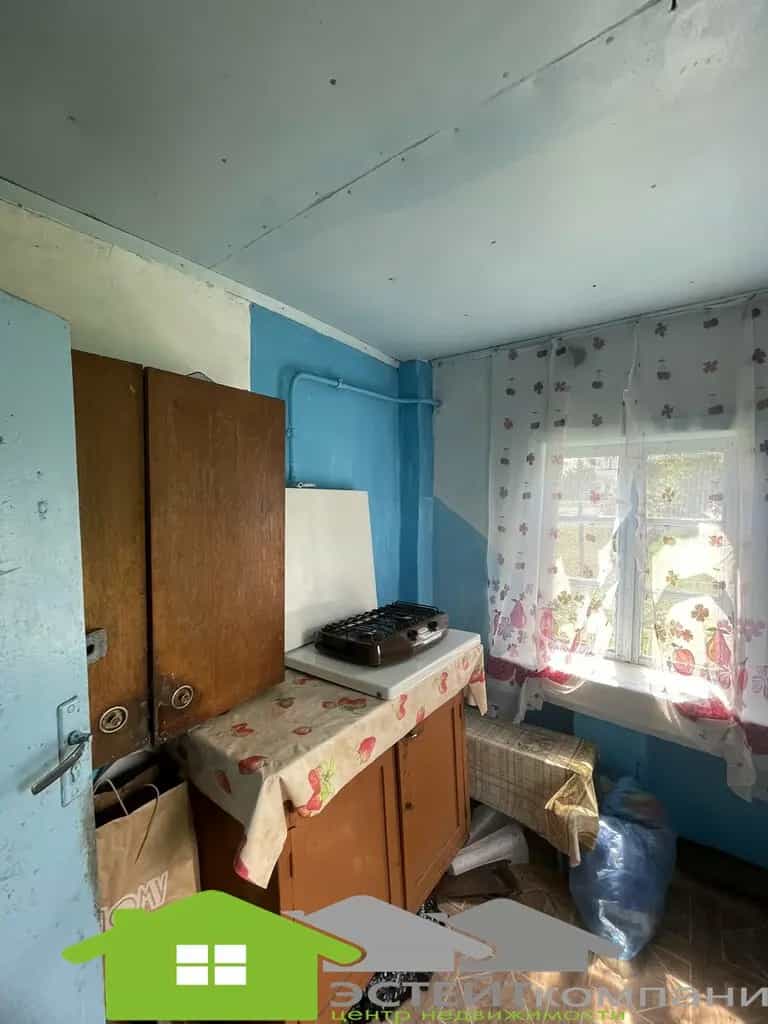 Беларусь, Гродненская область, Дятловский район, городской посёлок Новоельня, Новоельнянская площадь, 25, фото 9