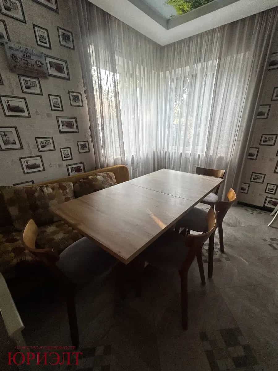 Беларусь, Гродненская область, Лида, улица Игнатова, 55, фото 24