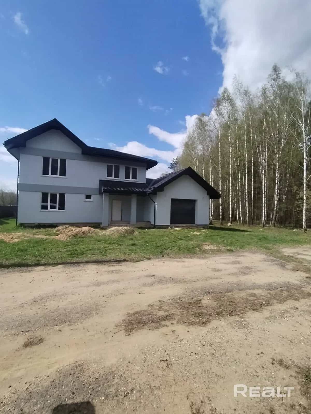 Беларусь, Минская область, Пуховичский район, Свислочский сельсовет, городской посёлок Свислочь, Рябиновая улица, 1