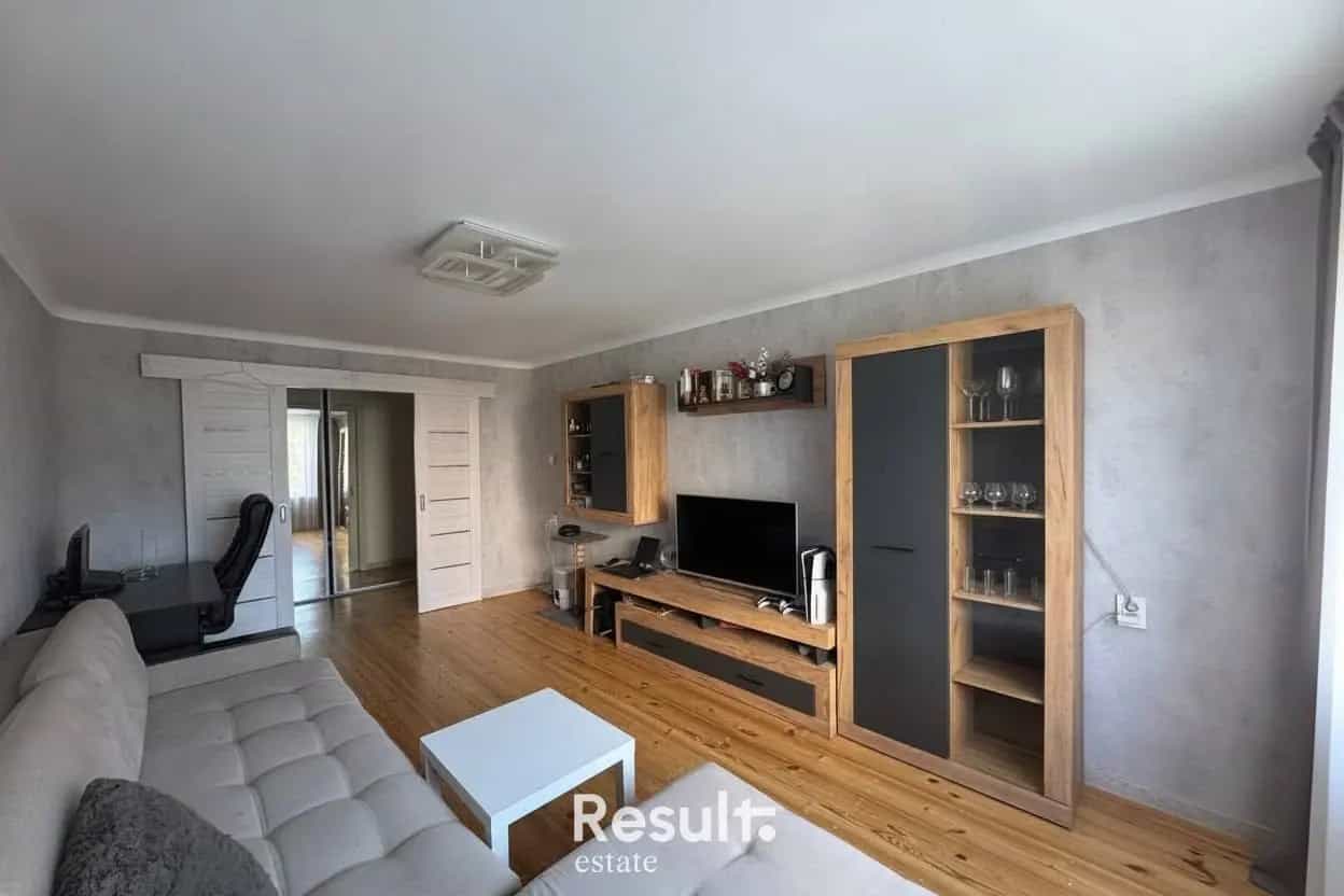 Беларусь, Минск, улица Сергея Есенина, 31к1