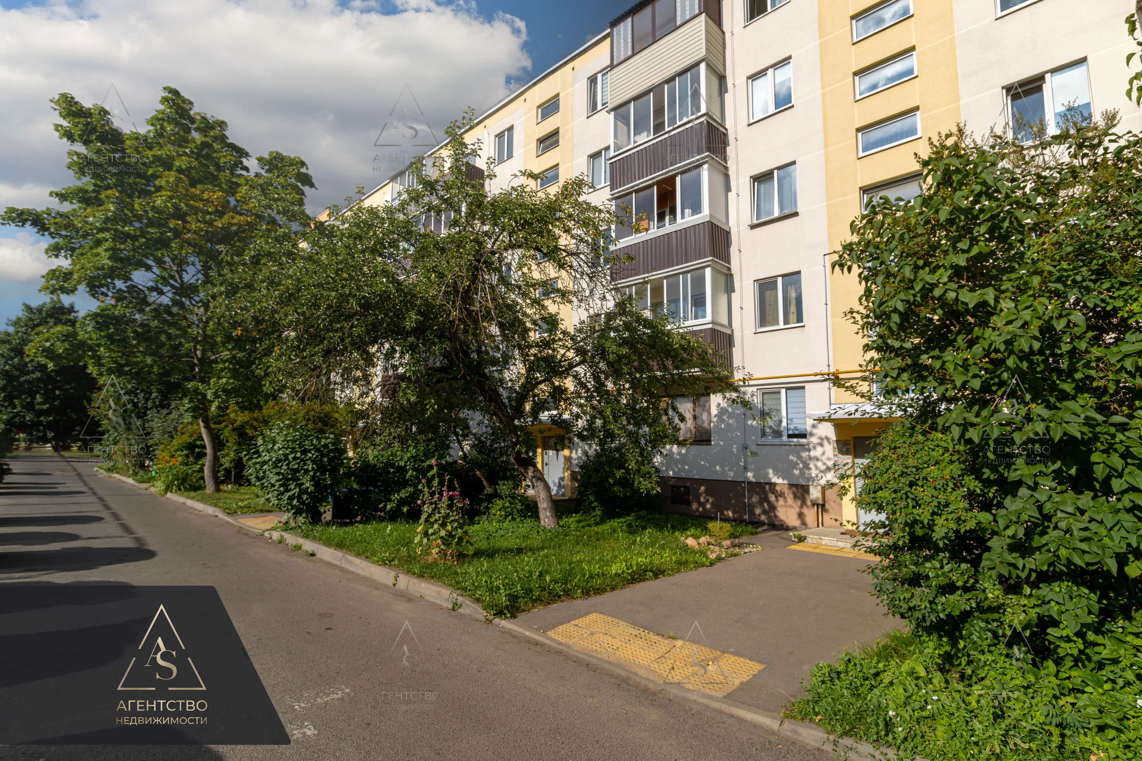 Беларусь, Минск, улица Лили Карастояновой, 11, фото 17