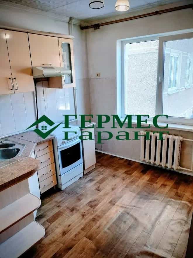 Беларусь, Гродненская область, Лида, Сосновая улица, 16к2