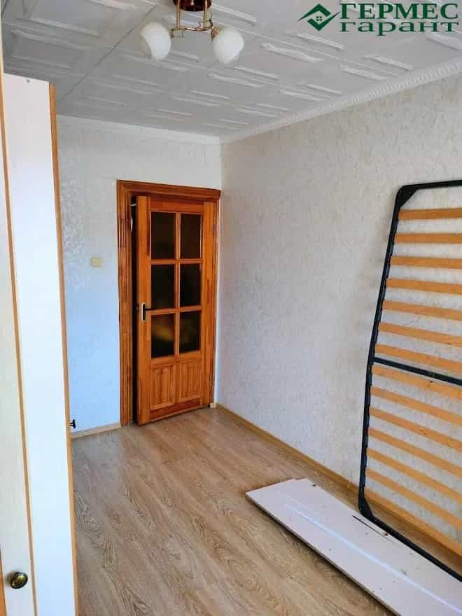 Беларусь, Гродненская область, Лида, Сосновая улица, 16к2, фото 10