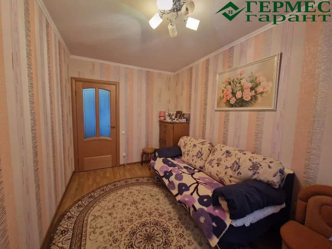 Беларусь, Гродненская область, Лида, улица 7 Ноября, 8к2, фото 8
