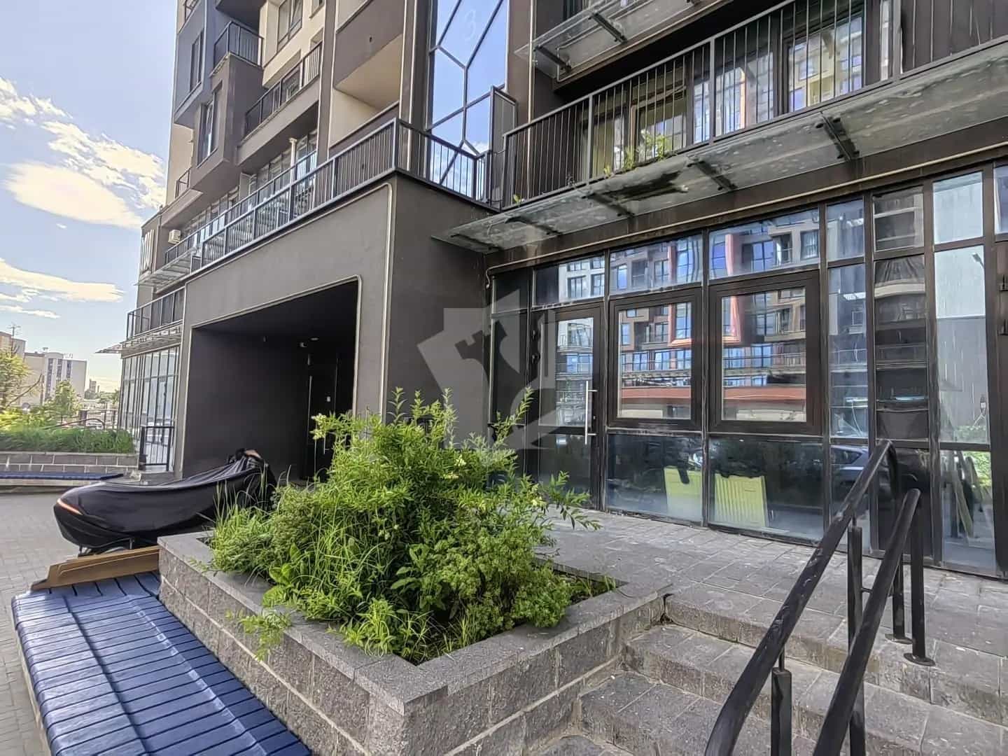 Беларусь, Минск, улица Лейтенанта Кижеватова, 1