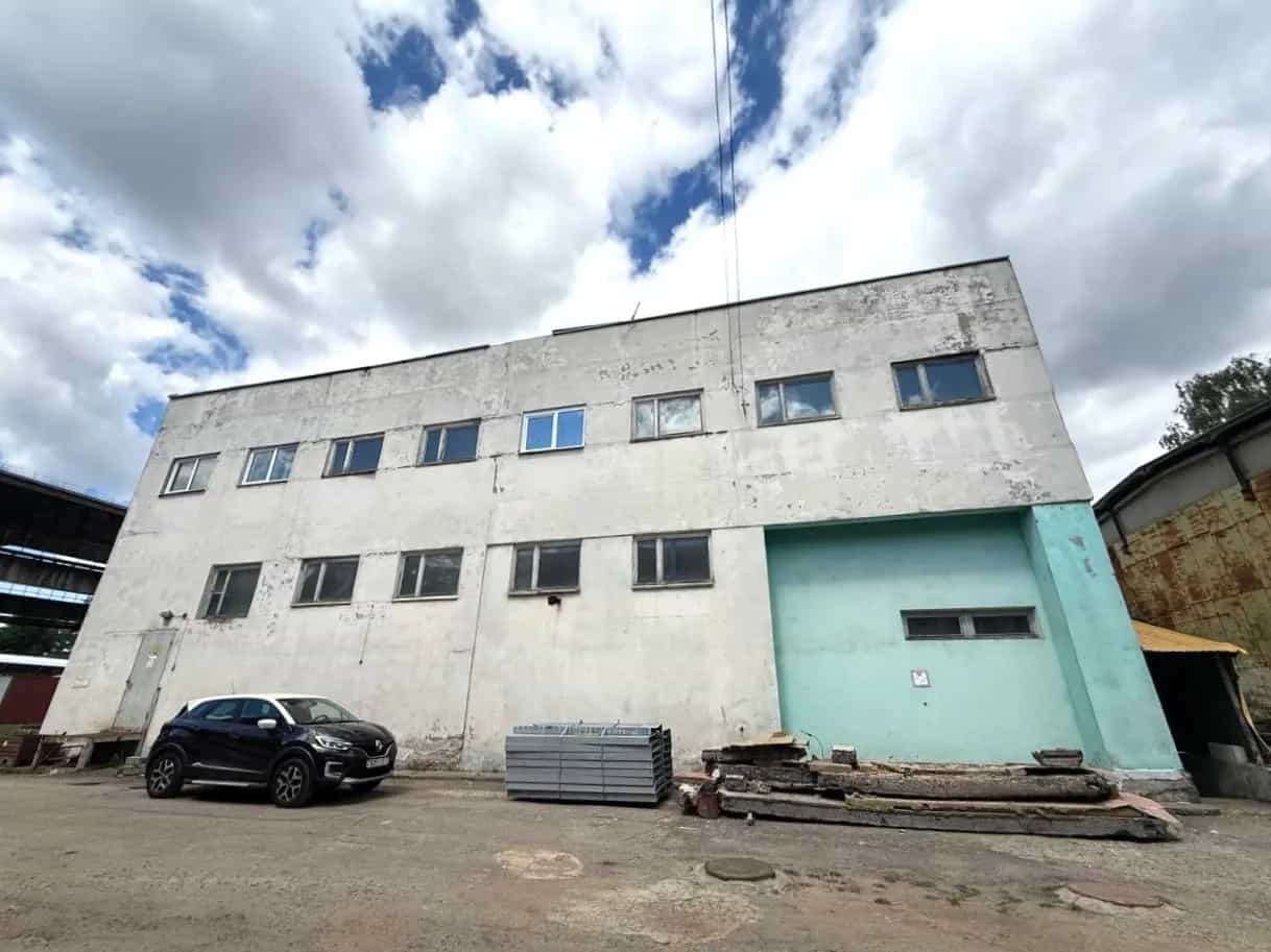 Беларусь, Минск, улица Бирюзова, 10к2