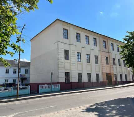 Беларусь, Гродненская область, Слоним, Советская улица, 10
