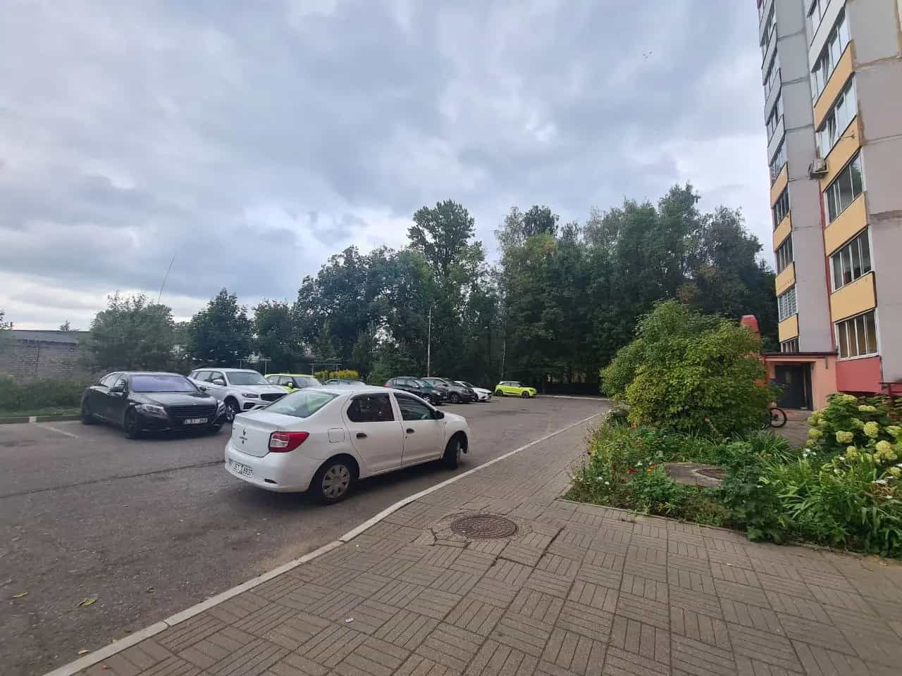 Беларусь, Витебск, проспект Черняховского, 35к1, фото 8