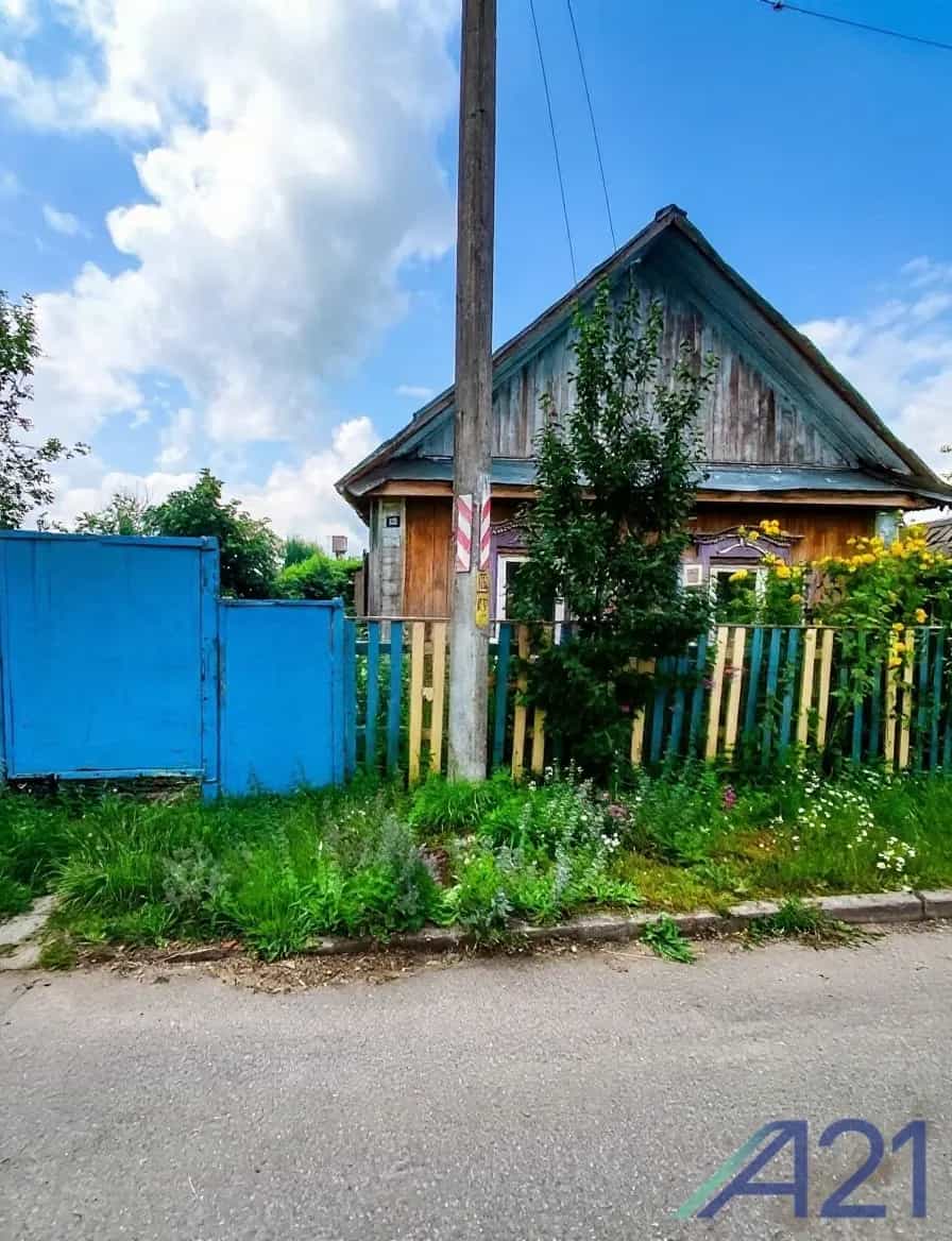 Беларусь, Гомельская область, Светлогорский район, Красновский сельсовет, деревня Красновка, Дорожная улица, 3