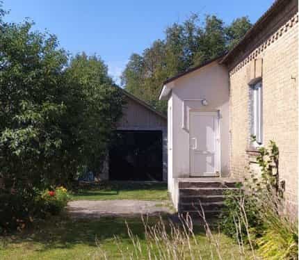 Беларусь, Гродненская область, Волковыск, Первомайская улица, 38, фото 2