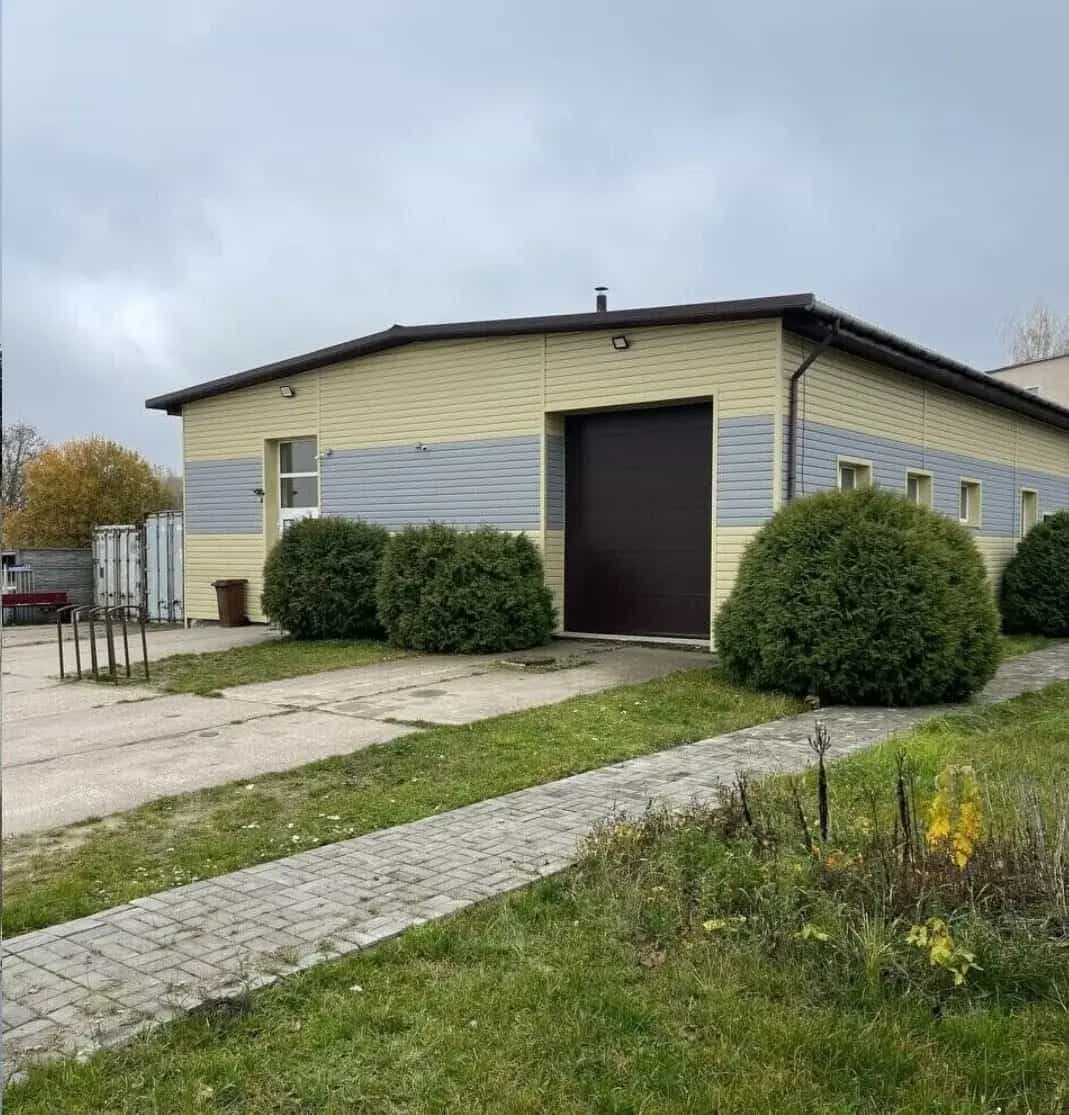 Беларусь, Гродненская область, Лида, Парковая улица, 45
