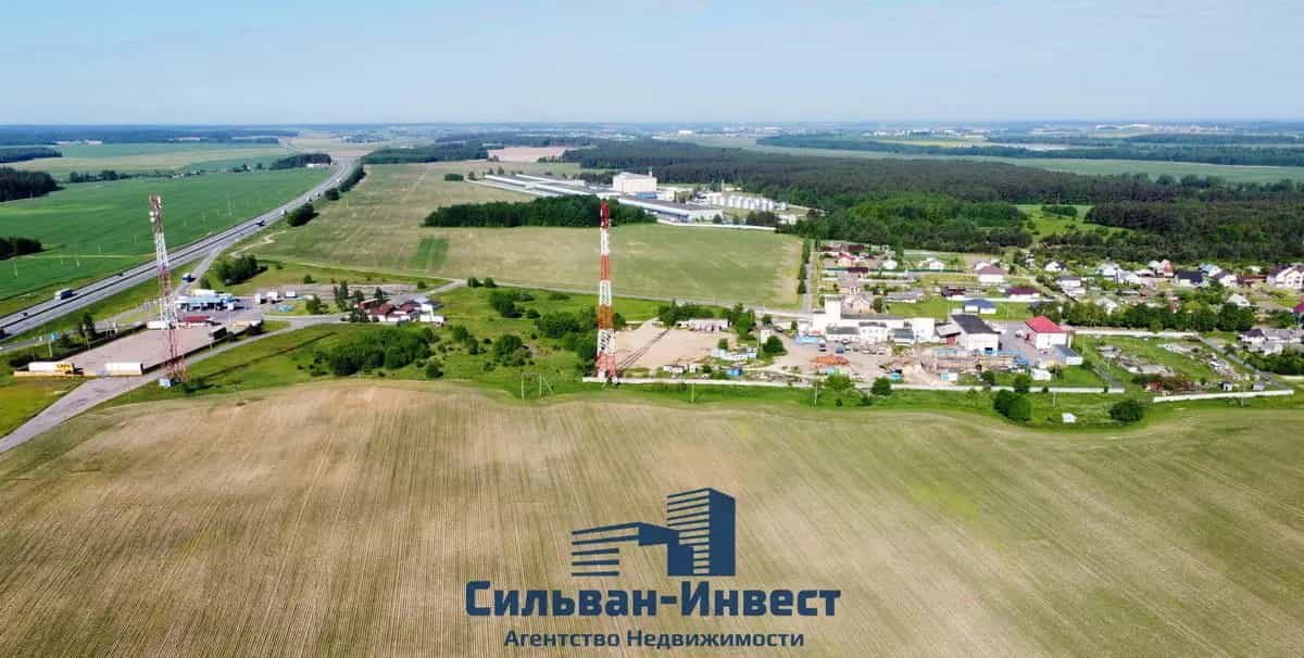 Беларусь, Минская область, Смолевичский район, Плисский сельсовет, деревня Полевая, 19