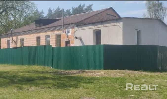 Беларусь, Брестская область, Лунинец, улица Давыдова, 7А, фото 2