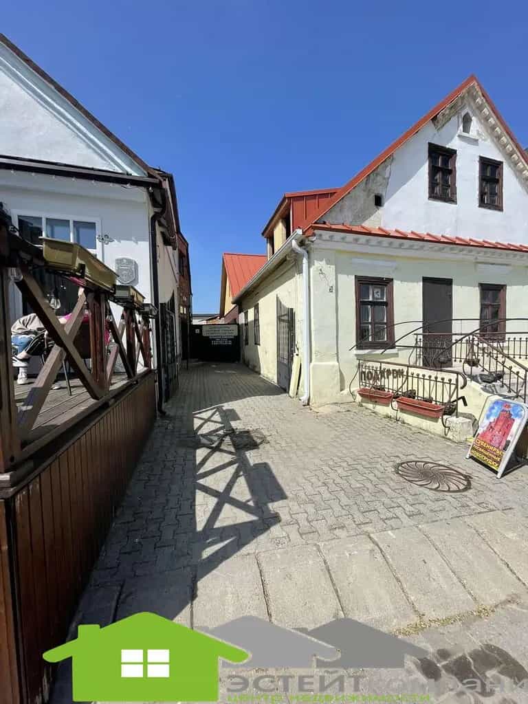 Беларусь, Гродненская область, Новогрудок, площадь Ленина, 4, фото 4