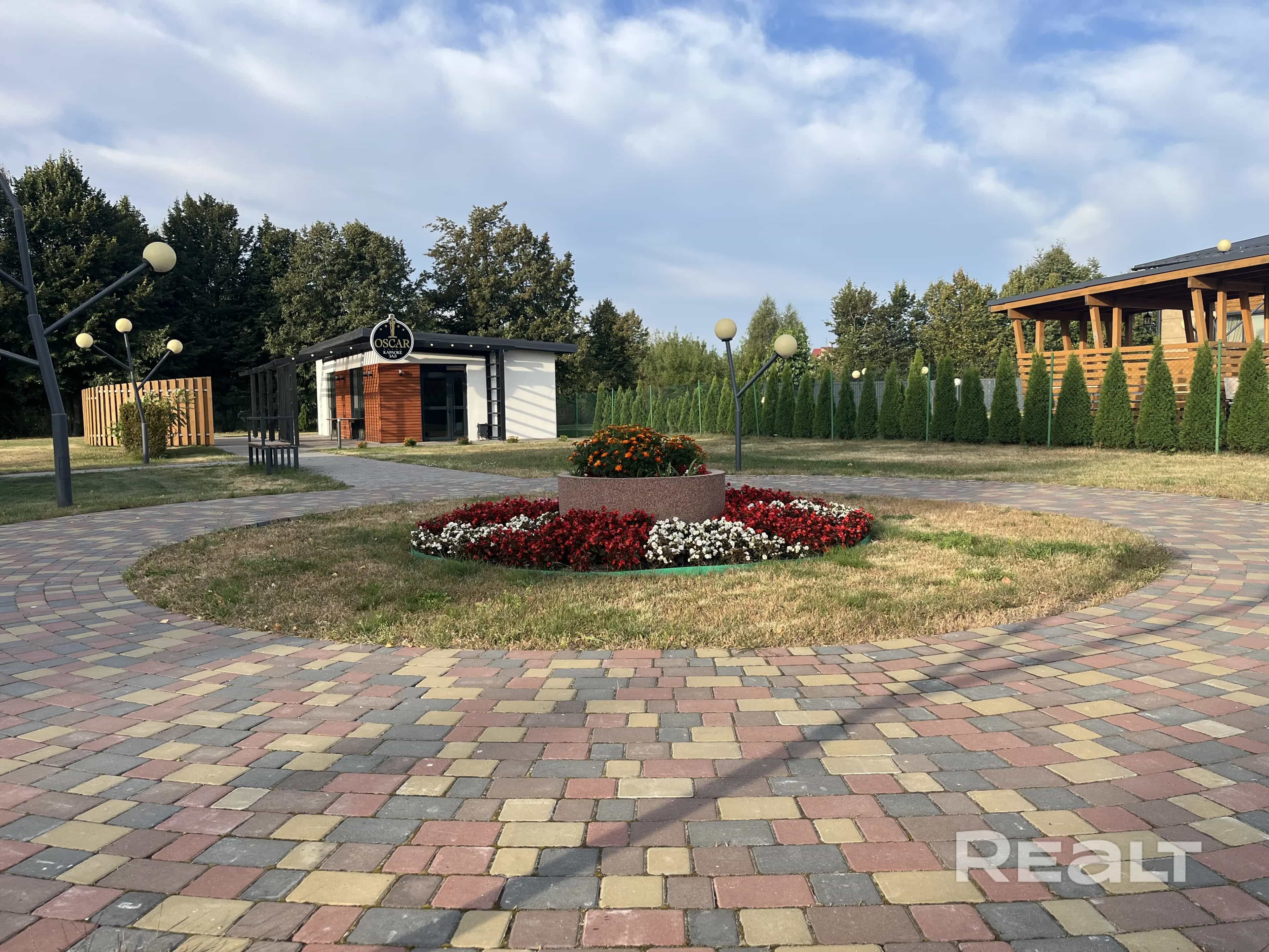 Беларусь, Брестская область, Пинск, Слободская улица, 8, фото 2