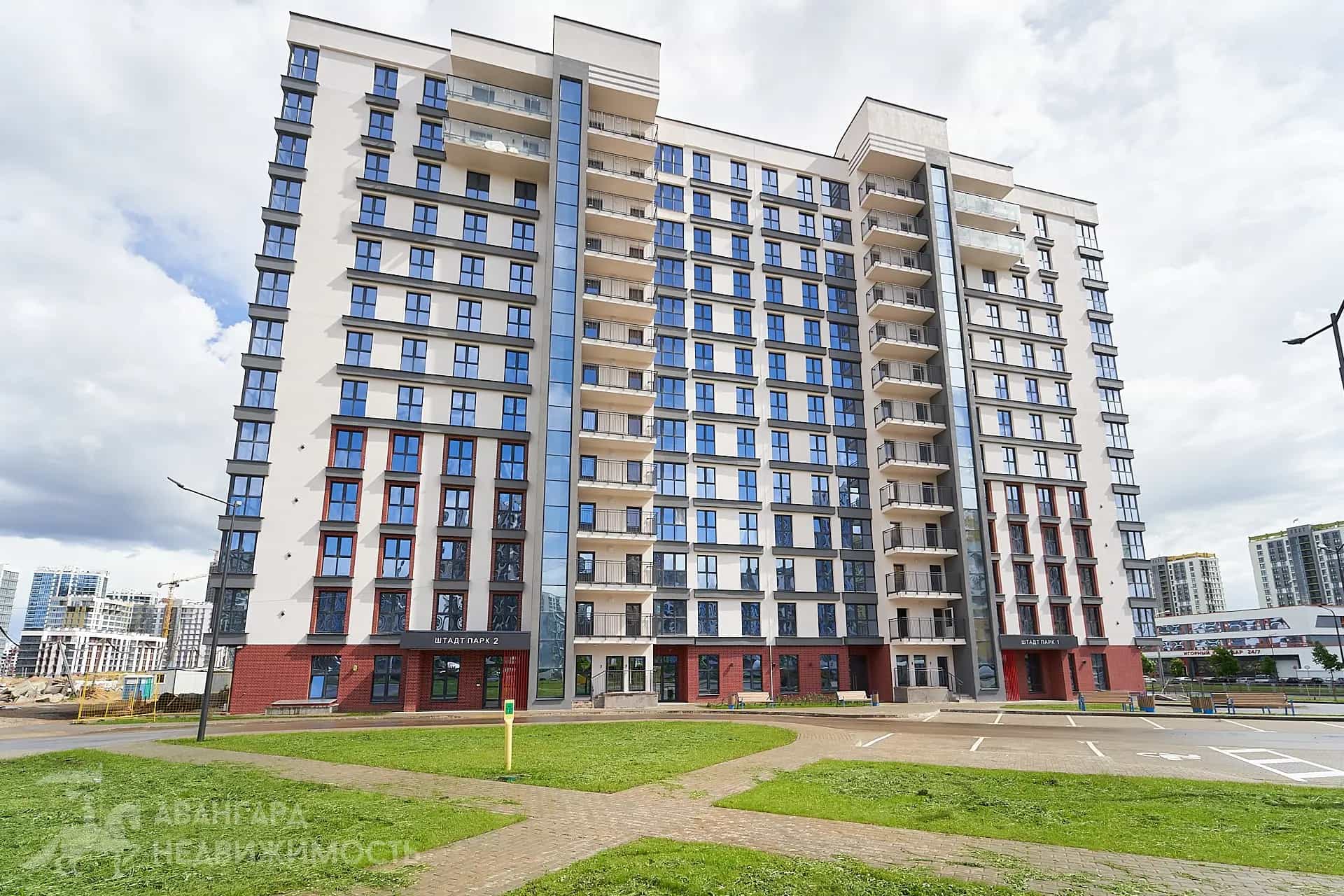 Беларусь, Минск, улица Михаила Савицкого, 9