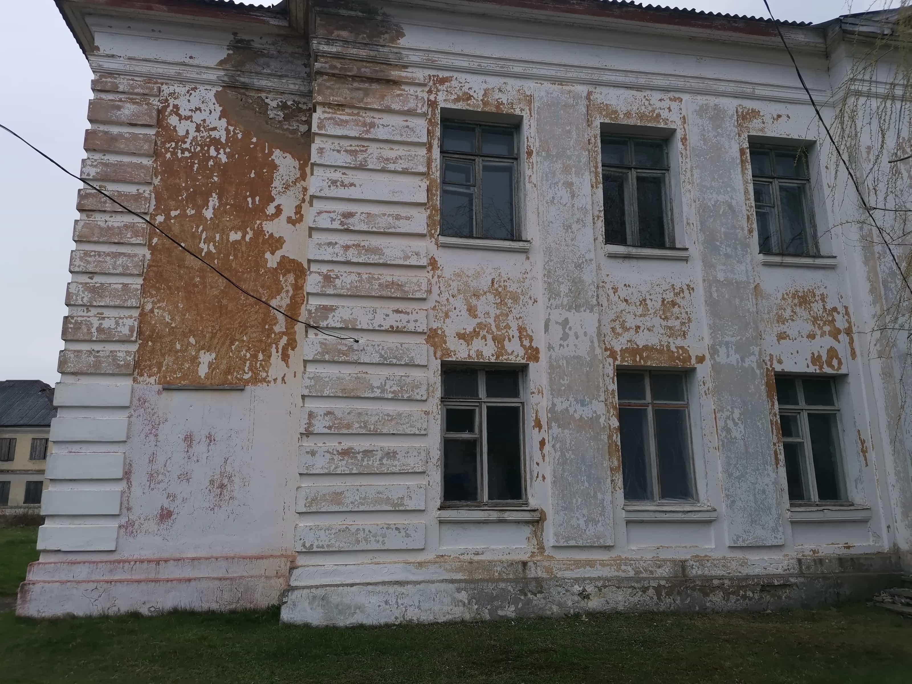 Беларусь, Гродненская область, Свислочский район, городской посёлок Порозово, улица Ленина, 17