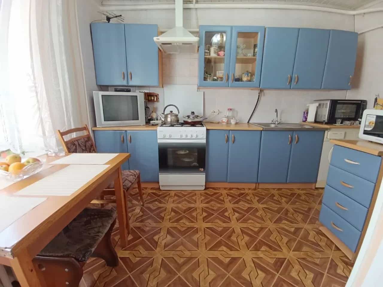 Беларусь, Брестская область, Барановичи, улица Холостякова, 41, фото 9