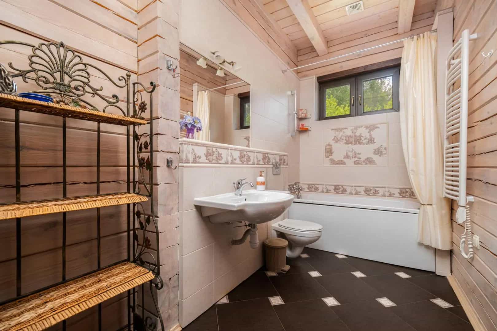 Беларусь, Минская область, Логойск, Интернациональная улица, 3, фото 11