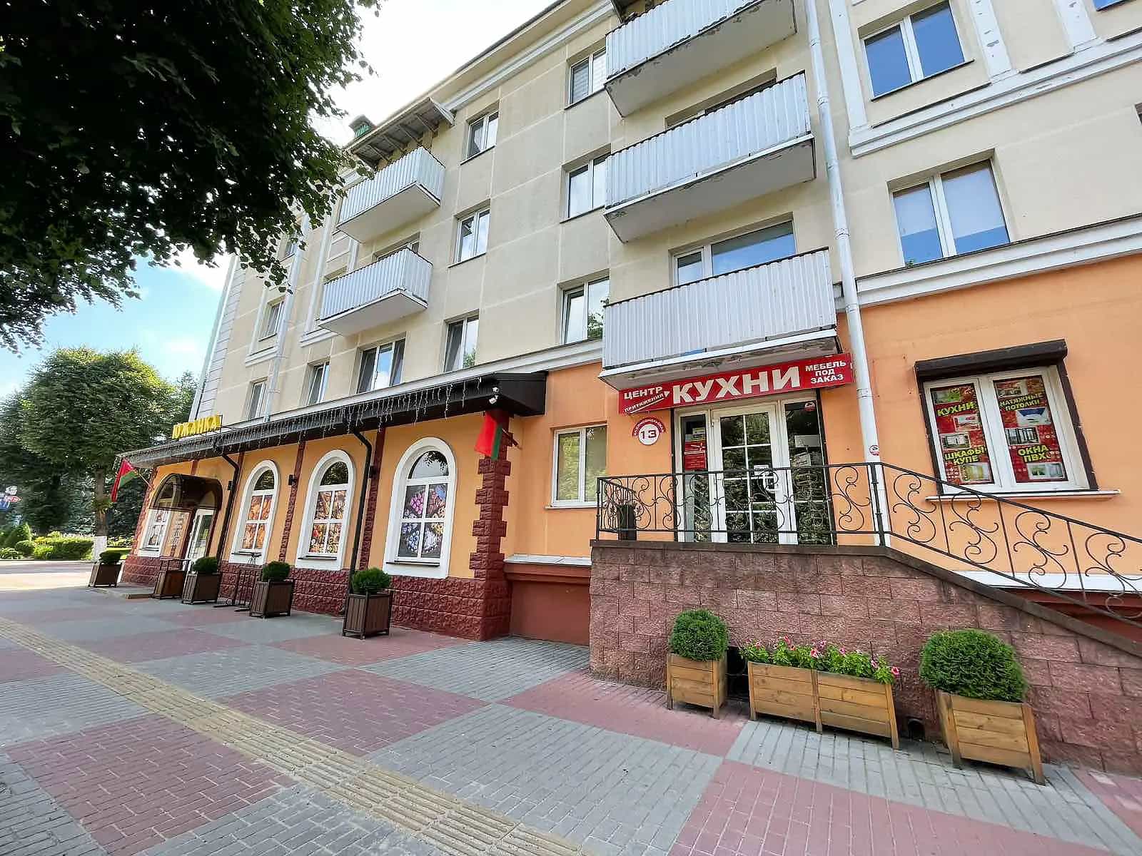 Беларусь, Брестская область, Барановичи, Комсомольская улица, 13, фото 4