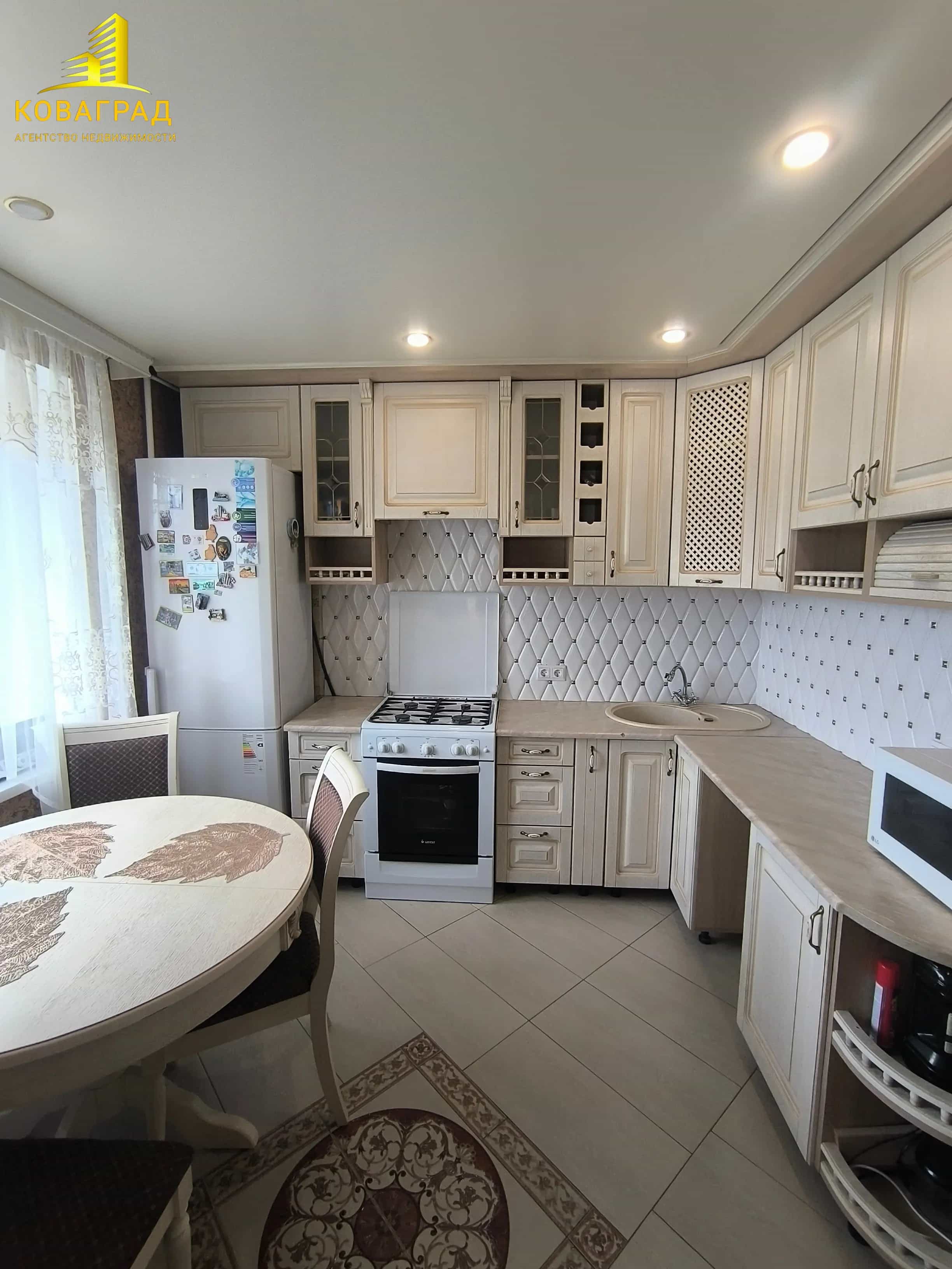 Беларусь, Брестская область, Барановичи, улица Багрима, 30, фото 6