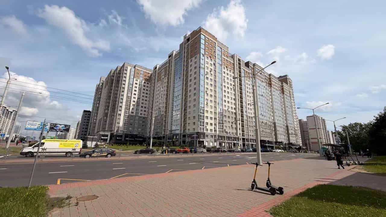 Беларусь, Минск, проспект Дзержинского, 19