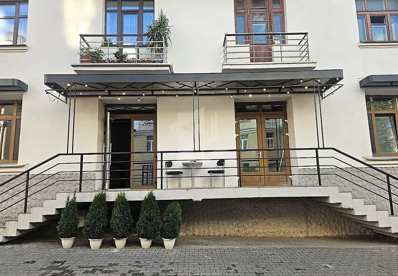 Беларусь, Минск, улица Карла Маркса, 25