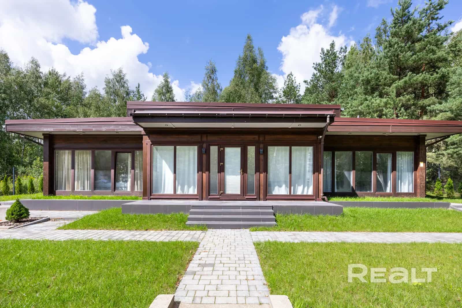 Беларусь, Минский район, агрогородок Колодищи, улица Короткевича, 53