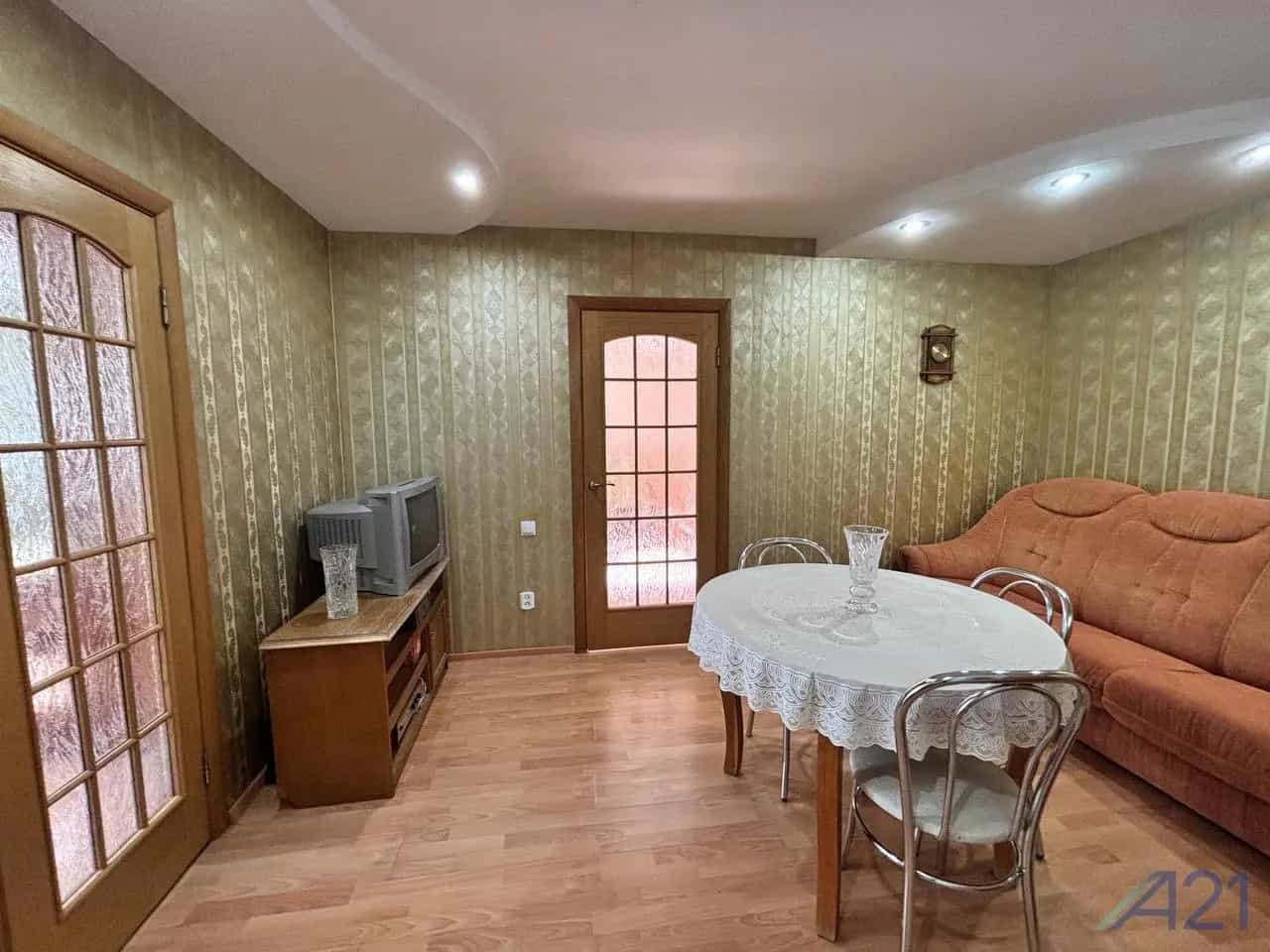 Беларусь, Гомельская область, Мозырь, бульвар Юности, 89, фото 4