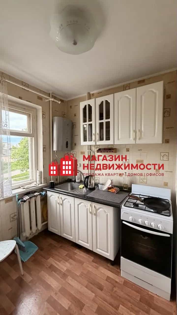 Беларусь, Гродно, улица Поповича, 28, фото 7