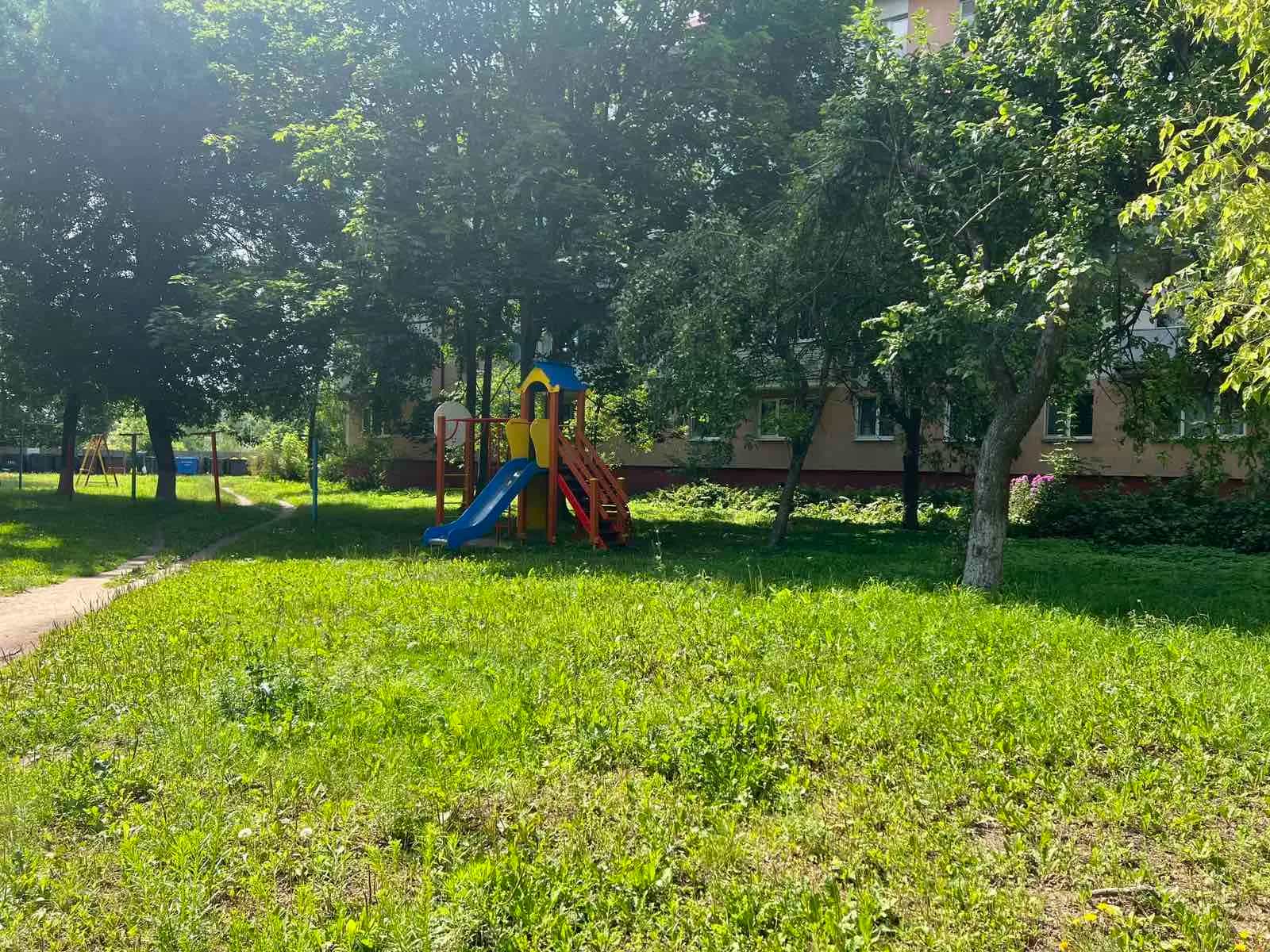 Беларусь, Минская область, Слуцк, улица Кононовича, 4, фото 14