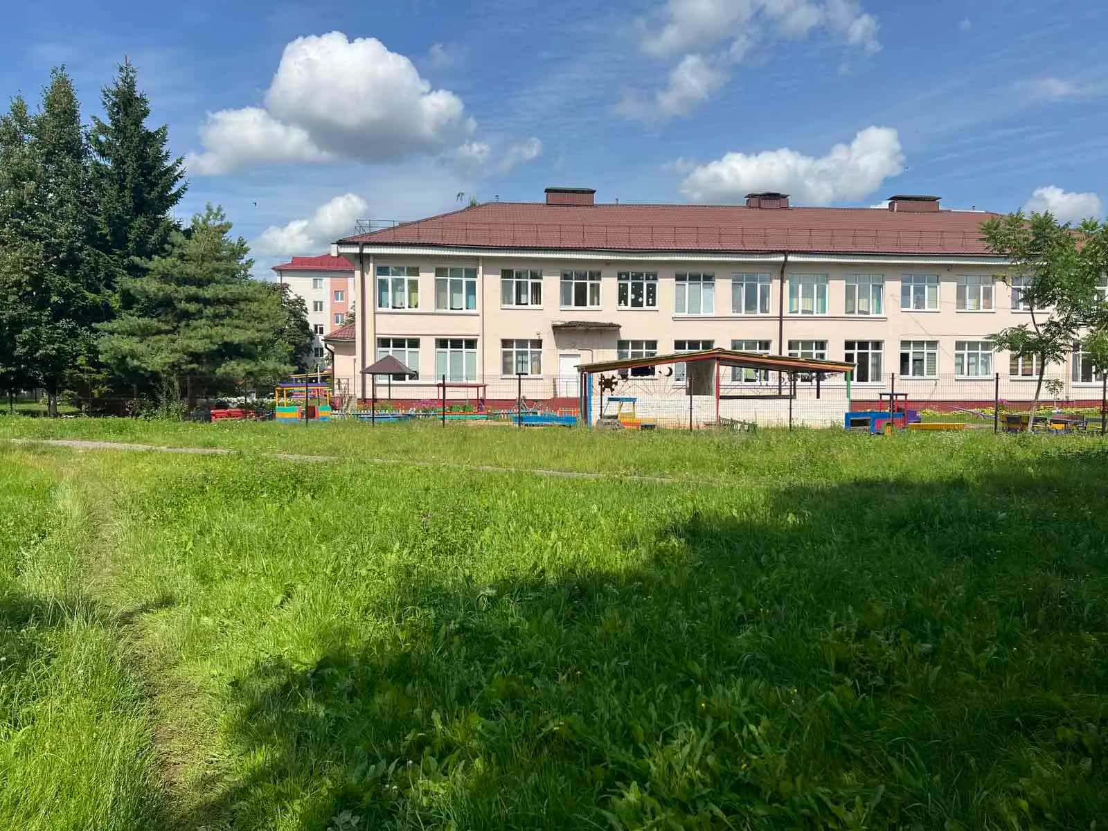Беларусь, Минская область, Слуцк, улица Кононовича, 4, фото 16