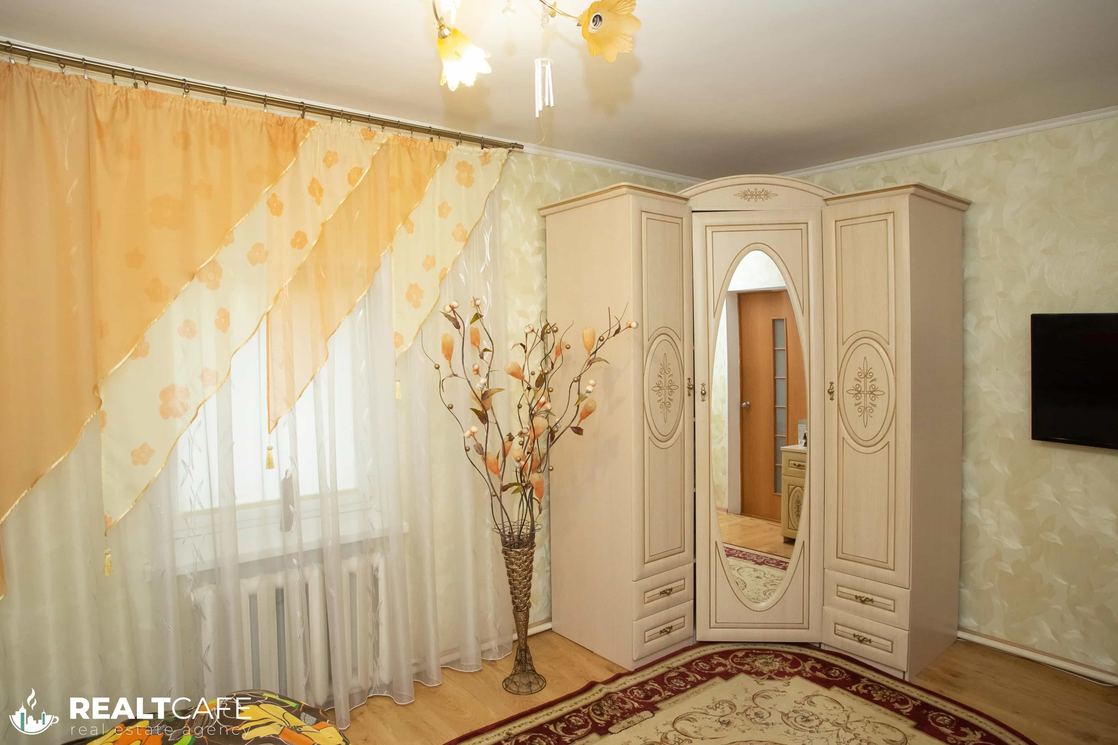 Беларусь, Гродненская область, Лида, Пролетарская улица, 14, фото 12