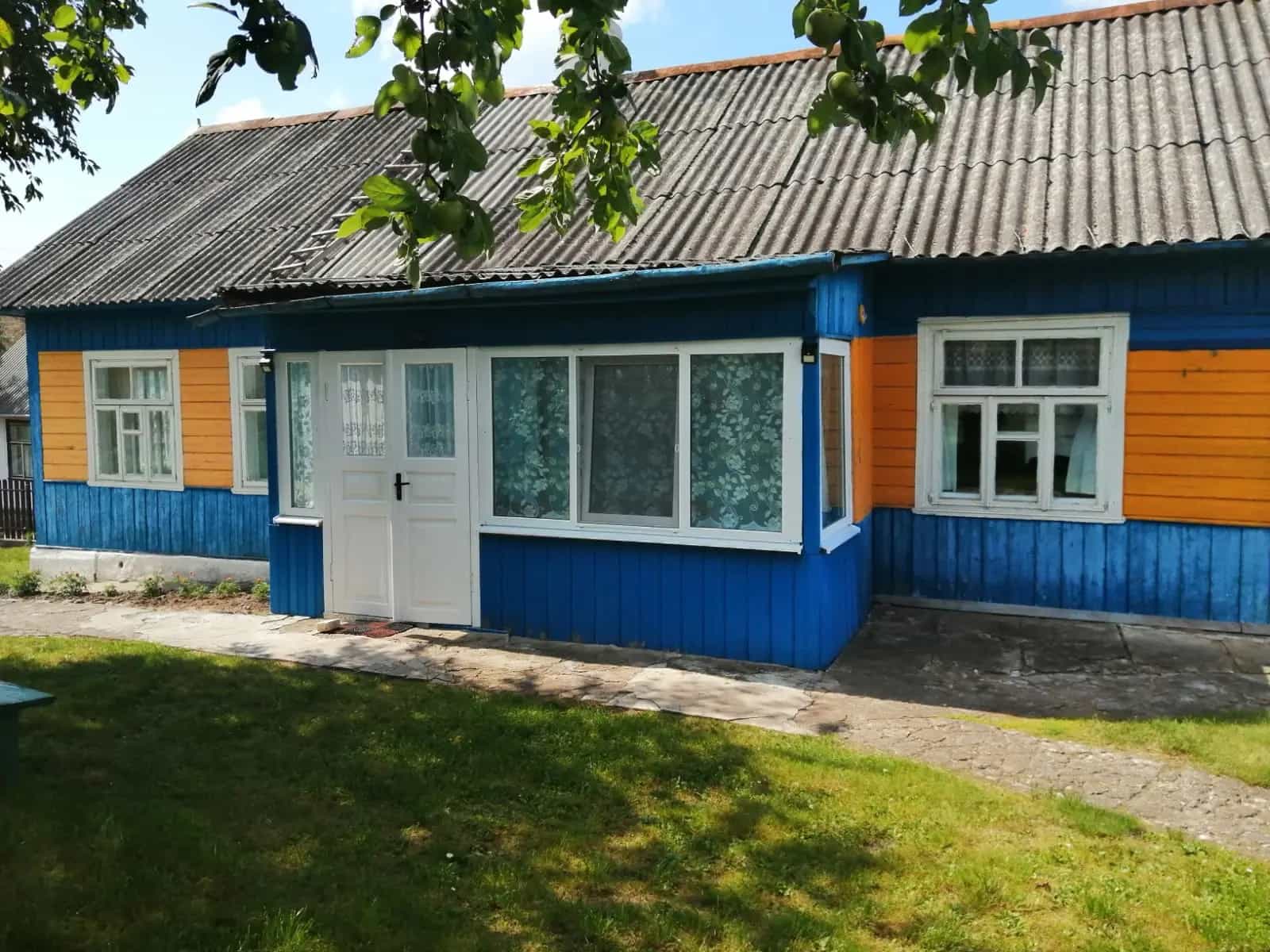 Беларусь, Гродненская область, Щучинский район, городской посёлок Желудок, Советская улица, 44