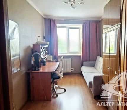 Беларусь, Брест, улица Карбышева, 64, фото 8