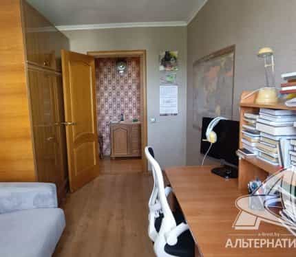 Беларусь, Брест, улица Карбышева, 64, фото 9