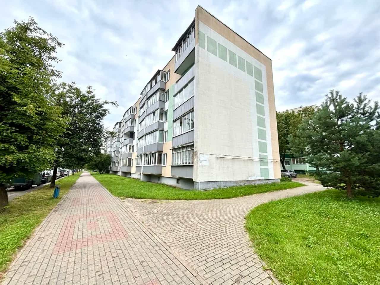 Беларусь, Минская область, Молодечно, улица Волынца, 6, фото 19