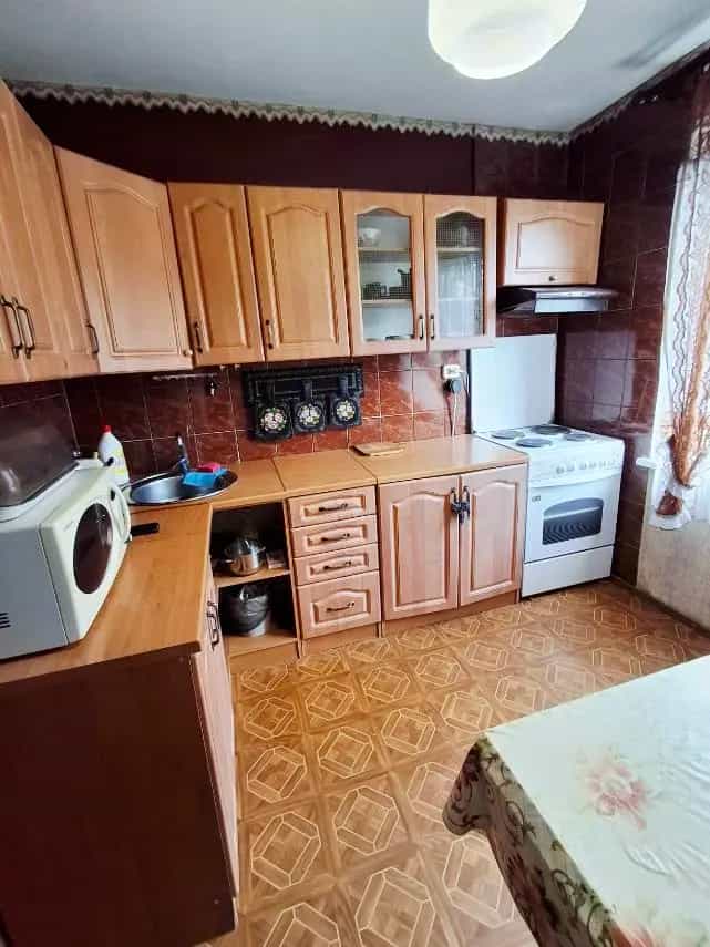 Беларусь, Минская область, Солигорск, улица Константина Заслонова, 65