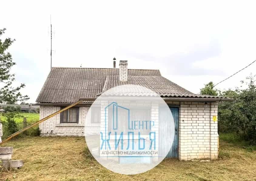 Беларусь, Гродненский район, агрогородок Озёры, Советская улица, 1