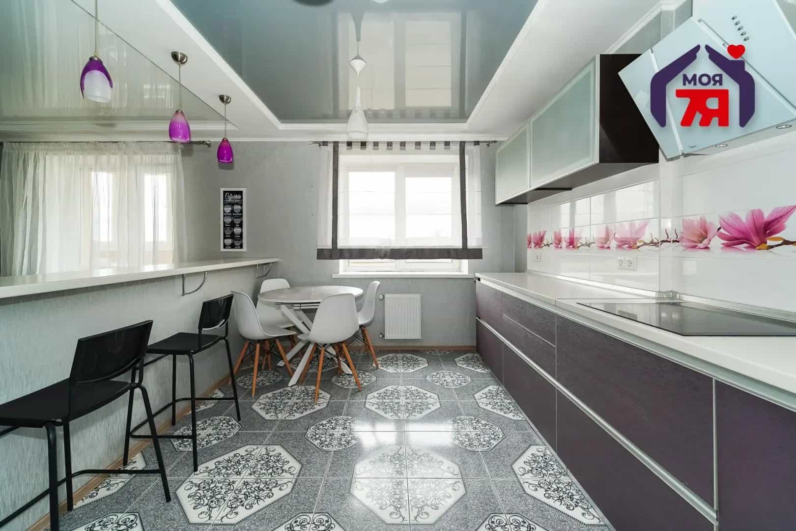 Беларусь, Минск, улица Карвата, 31А, фото 4