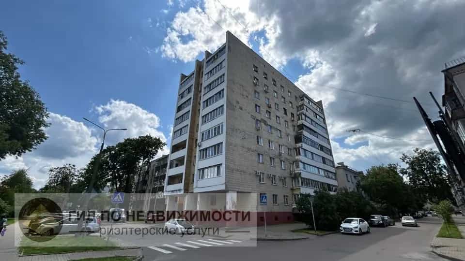 Беларусь, Гомель, улица Артёма, 3